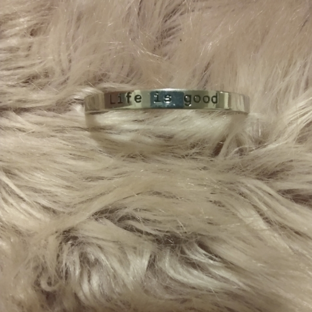 Bracelet